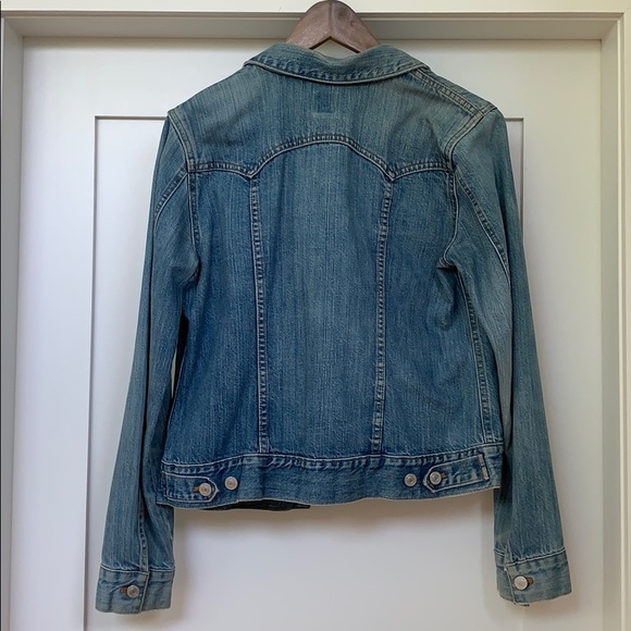 Gap Light Wash Denim Jean Jacket - Picture 2 of 5